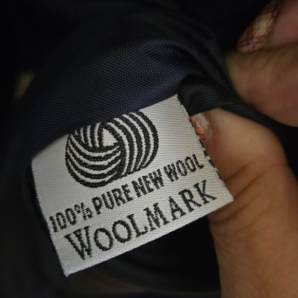 Pendleton 100% Virgin Wool Navy Blue Classic 2 Crested Button Blazer Size 12 - Picture 6 of 6